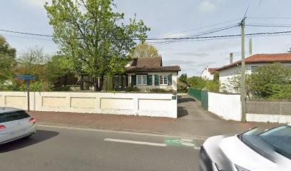 Colbert Lorraine, Dermatologue à Mérignac