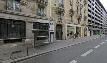 Friess Hélène, Dermatologue à Paris 06