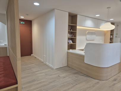 Clinique De La Peau, Dermatologue au Crès